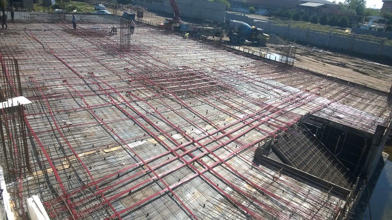 پروژه نمایندگی رنو بابلسر سقف پیش تنیده با دهانه 23 متری 2